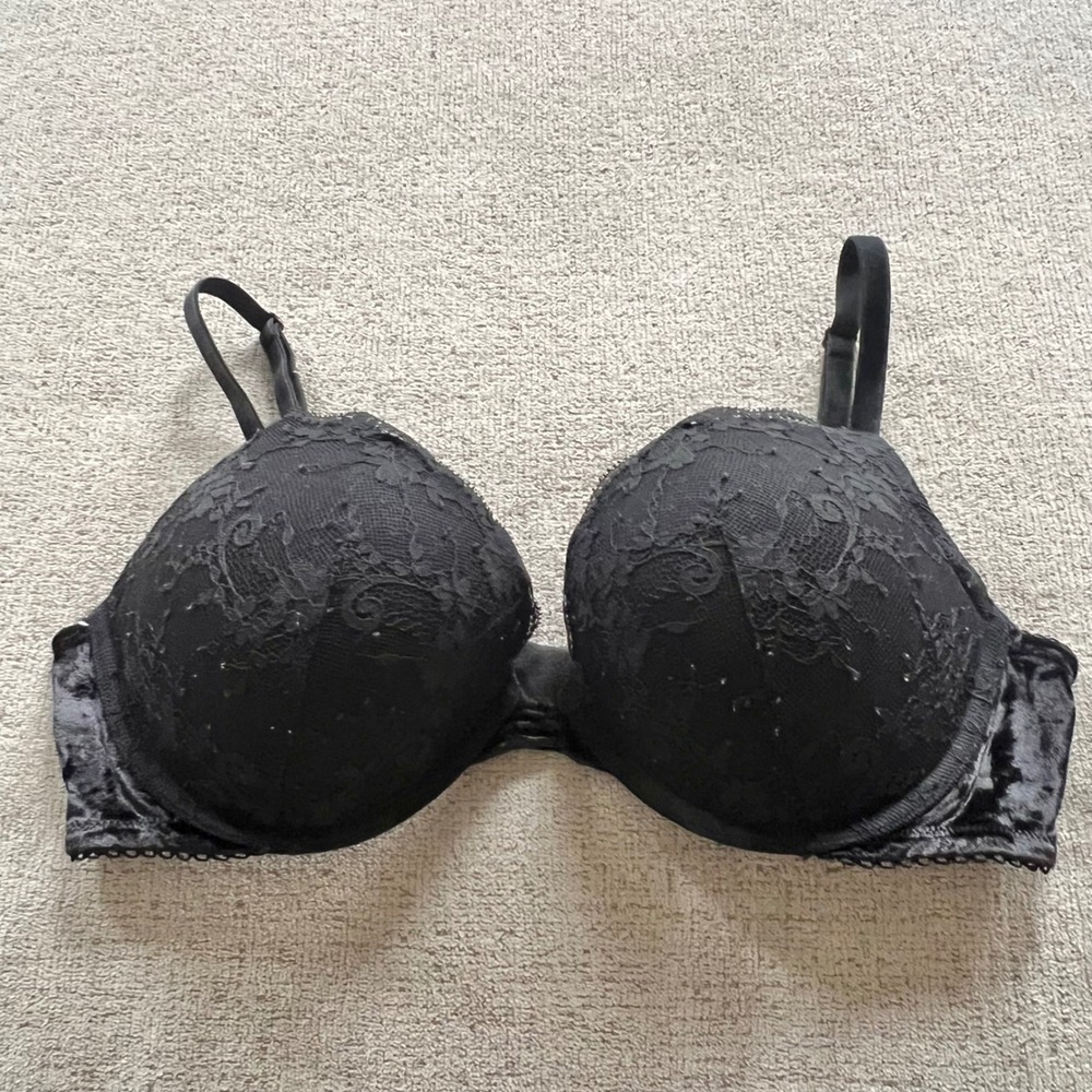 Victoria's Secret Black Lace and Velvet Push-Up Underwire Bra 36D